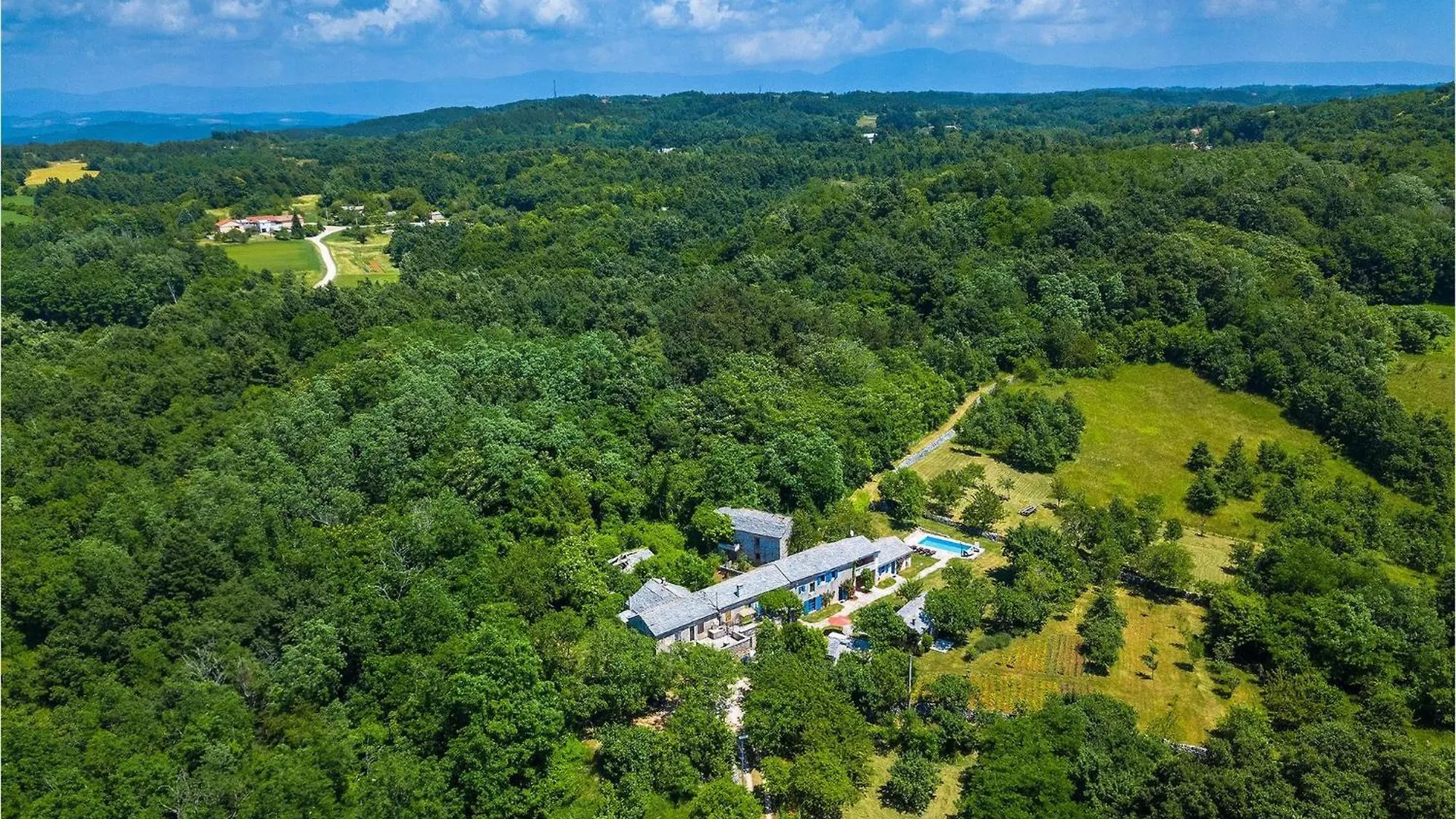 Villa Mate Lovrinici Holiday home