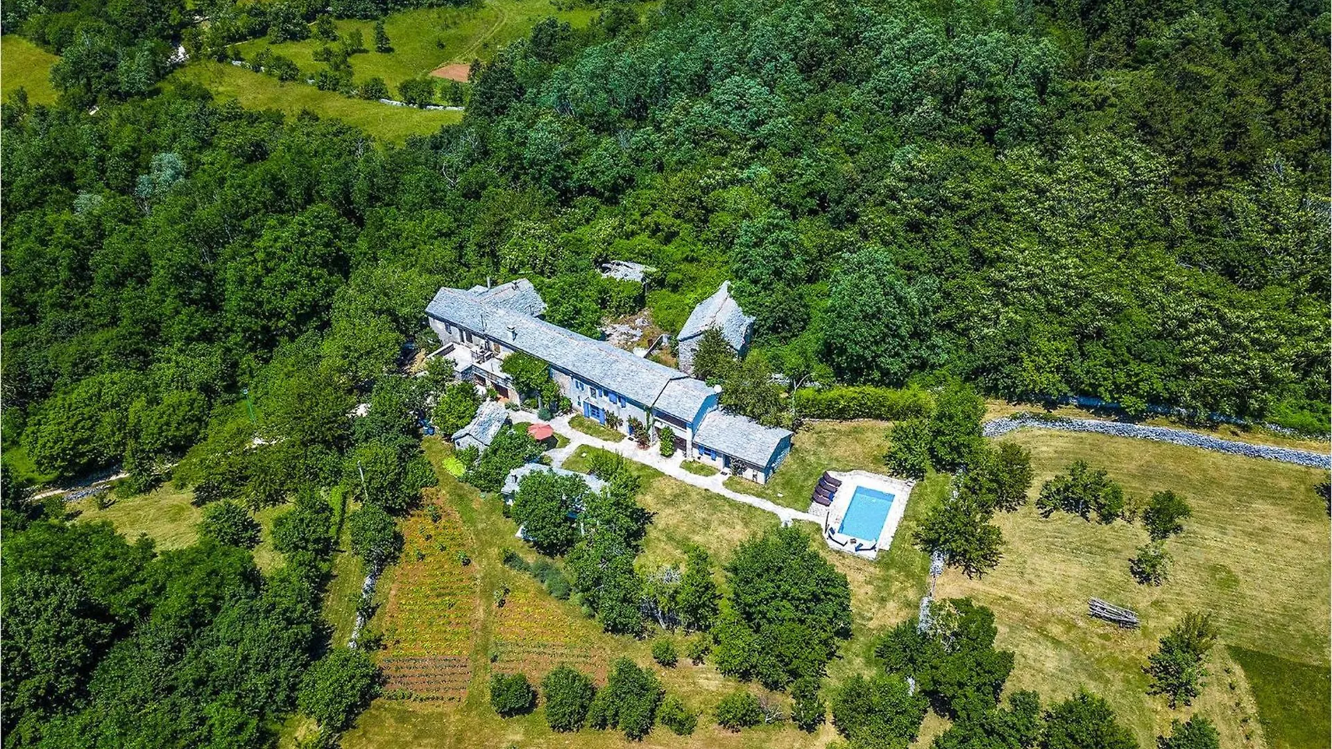 Villa Mate Lovrinici