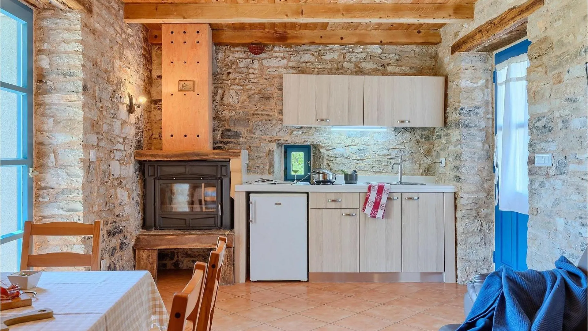 Villa Mate Lovrinici