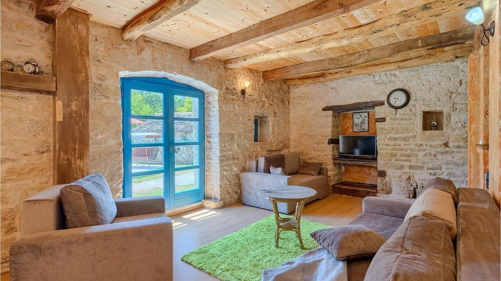 Villa Mate Lovrinici