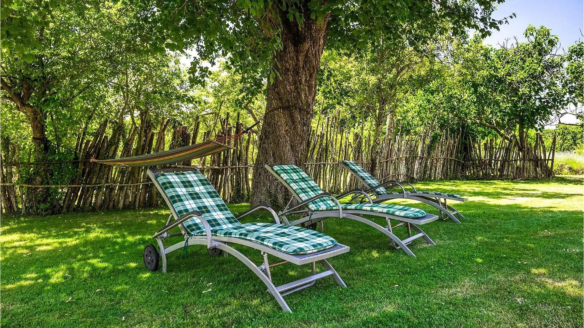 Villa Mate Lovrinici 0*,